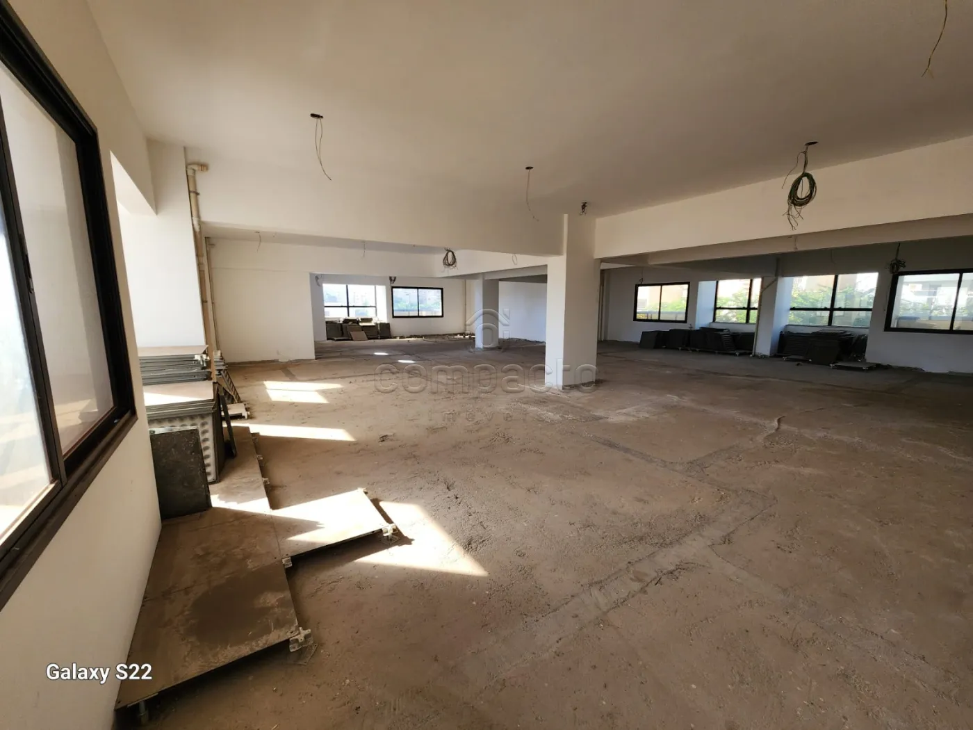 Alugar Comercial / SalaLoja Condom&iacute;nio em S&atilde;o Jos&eacute; do Rio Preto R$ 25.000,00 - Foto 5