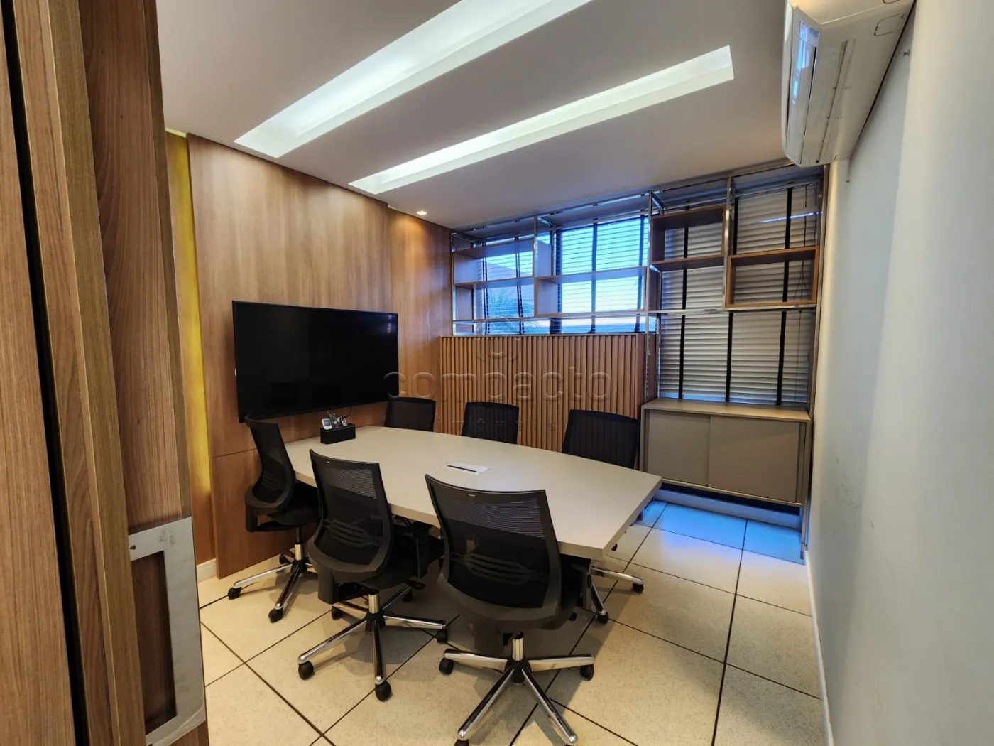 Alugar Comercial / SalaLoja Condom&iacute;nio em S&atilde;o Jos&eacute; do Rio Preto R$ 15.000,00 - Foto 5