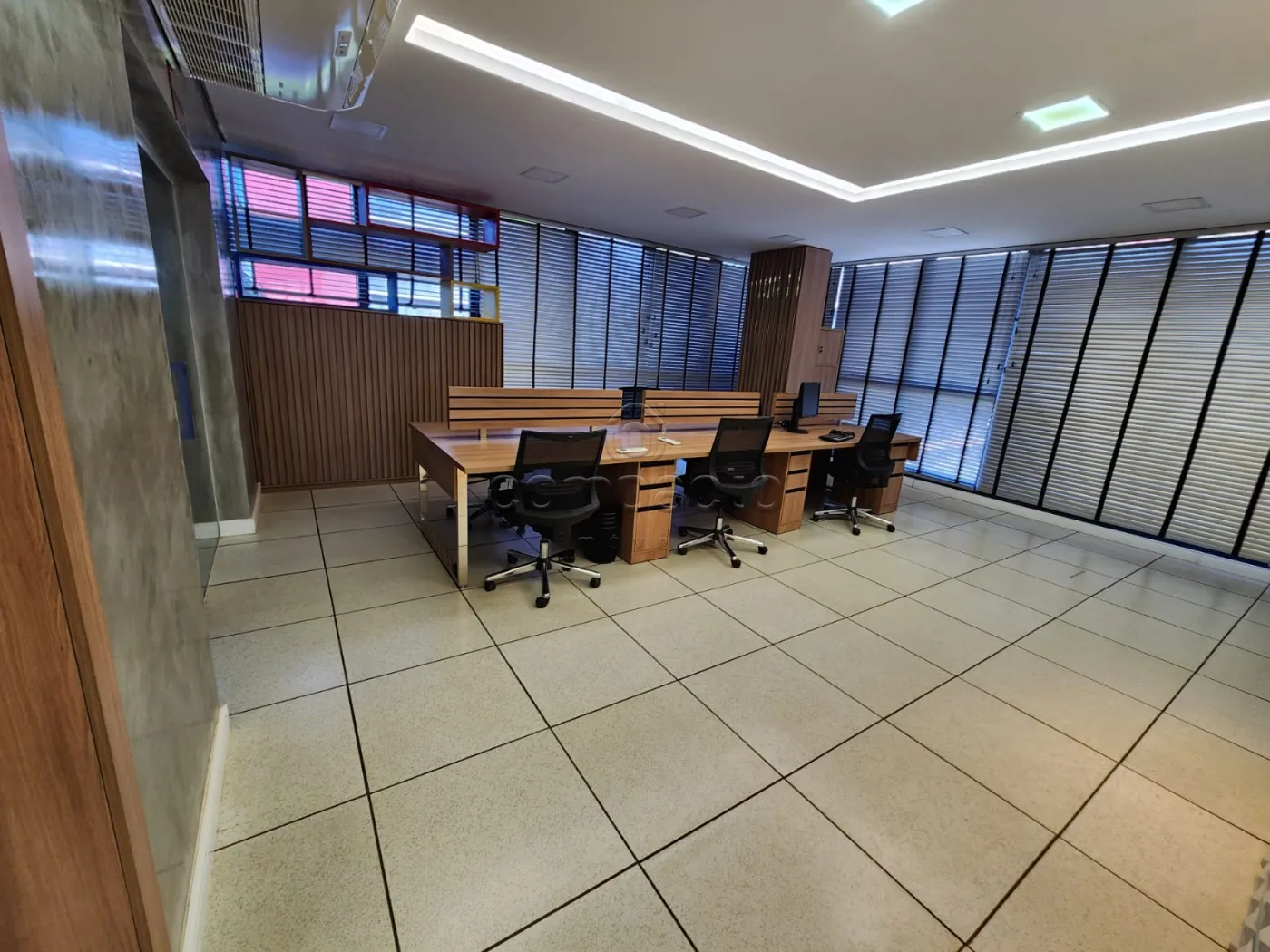 Alugar Comercial / SalaLoja Condom&iacute;nio em S&atilde;o Jos&eacute; do Rio Preto R$ 15.000,00 - Foto 13