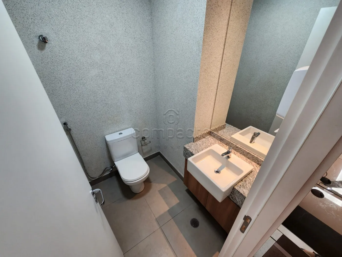 Alugar Comercial / SalaLoja Condom&iacute;nio em S&atilde;o Jos&eacute; do Rio Preto R$ 15.000,00 - Foto 16