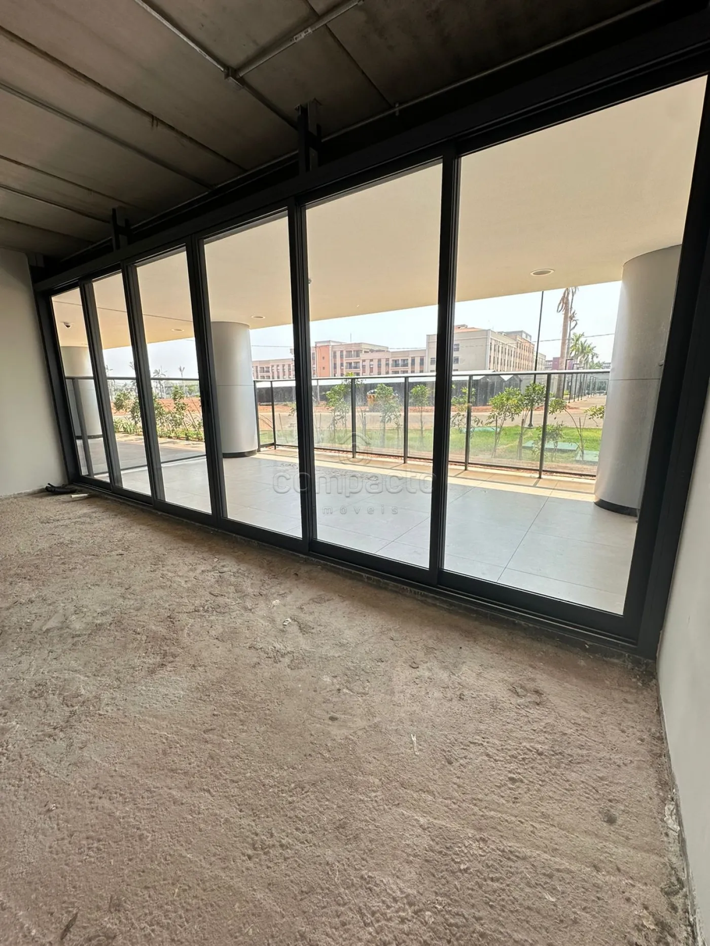 Alugar Comercial / SalaLoja Condom&iacute;nio em S&atilde;o Jos&eacute; do Rio Preto R$ 9.000,00 - Foto 5