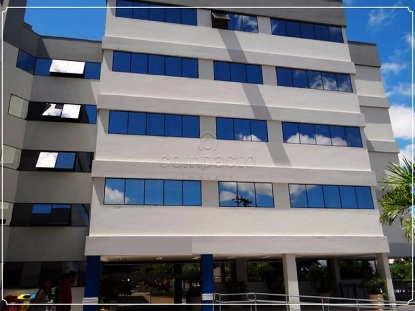 Comprar Comercial / SalaLoja Condom&iacute;nio em S&atilde;o Jos&eacute; do Rio Preto R$ 800.000,00 - Foto 1