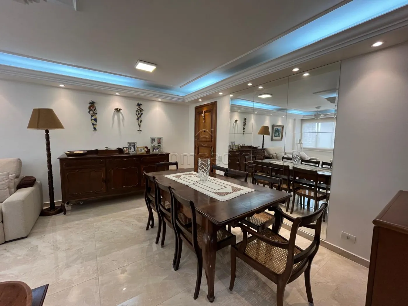 Alugar Apartamento / Padr&atilde;o em S&atilde;o Paulo R$ 6.000,00 - Foto 3