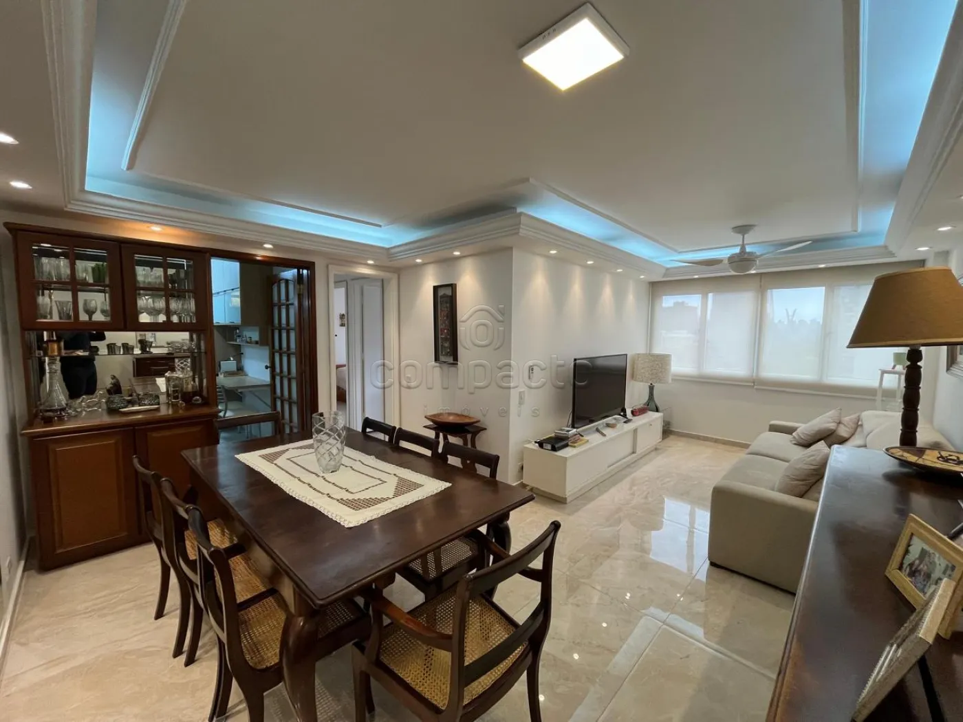 Alugar Apartamento / Padr&atilde;o em S&atilde;o Paulo R$ 6.000,00 - Foto 4