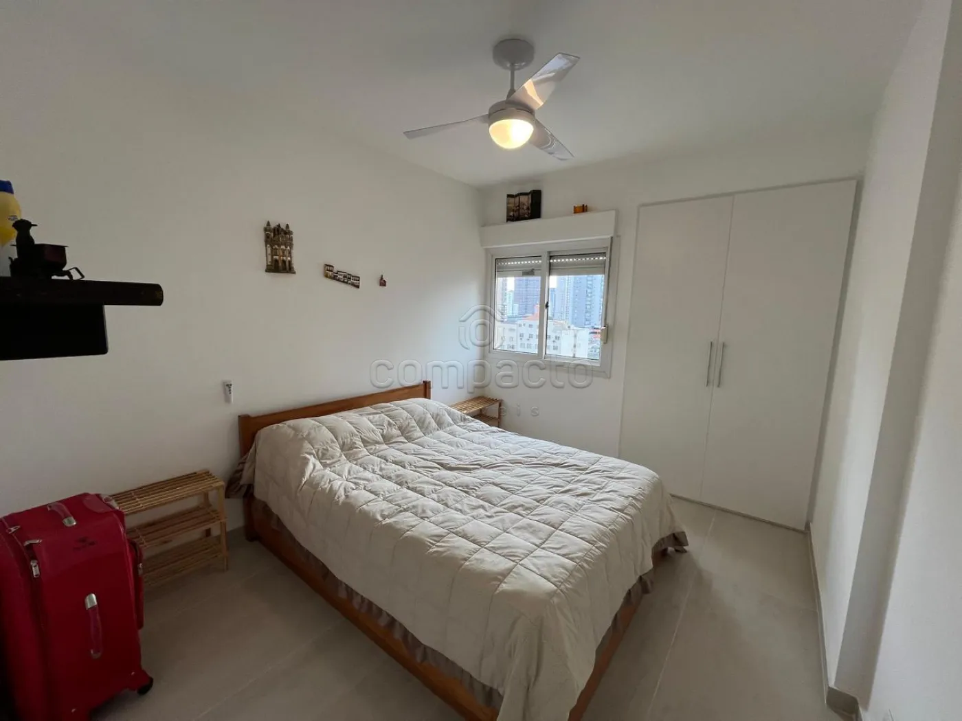 Alugar Apartamento / Padr&atilde;o em S&atilde;o Paulo R$ 6.000,00 - Foto 11