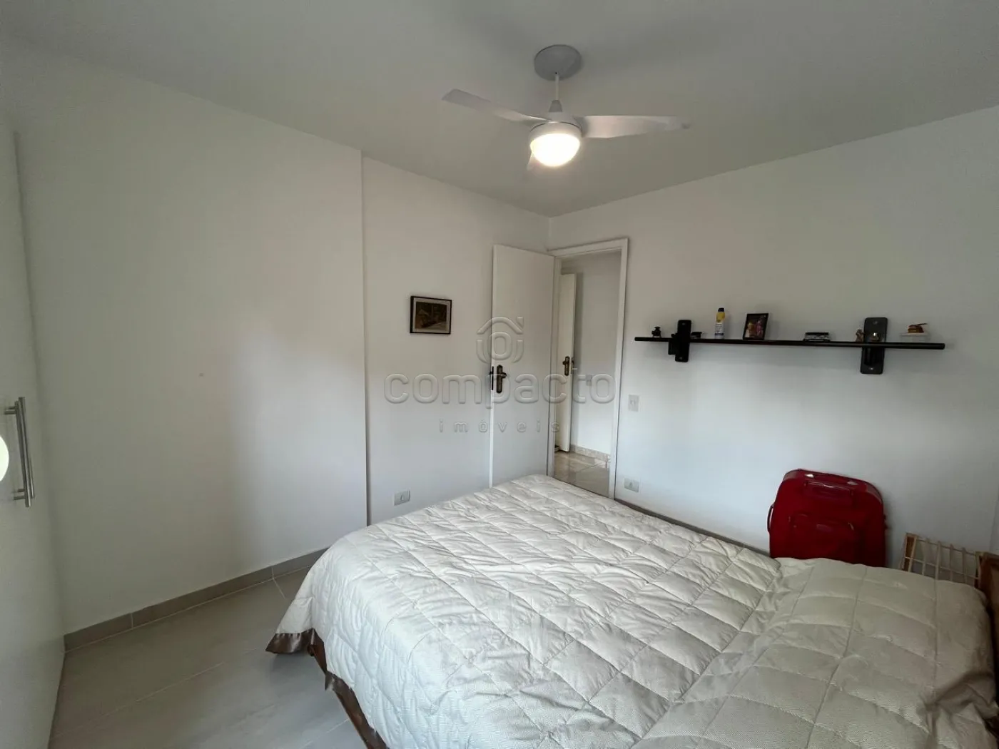 Alugar Apartamento / Padr&atilde;o em S&atilde;o Paulo R$ 6.000,00 - Foto 12