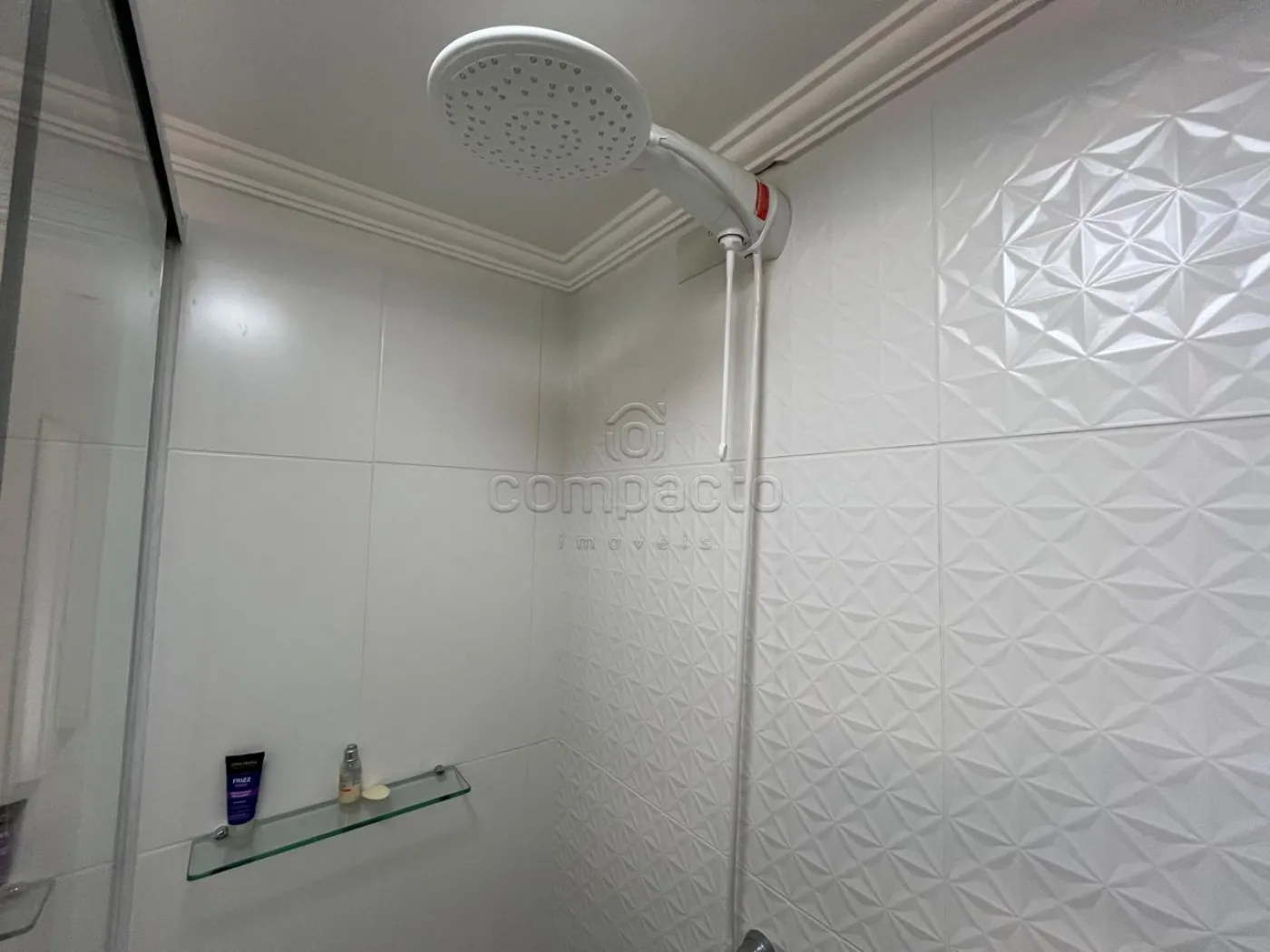 Alugar Apartamento / Padr&atilde;o em S&atilde;o Paulo R$ 6.000,00 - Foto 14