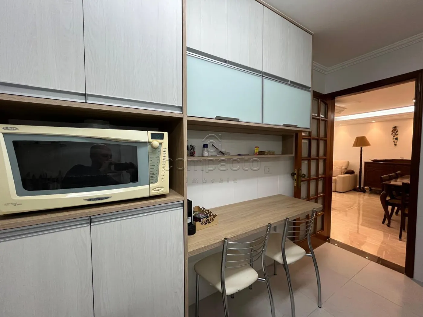 Alugar Apartamento / Padr&atilde;o em S&atilde;o Paulo R$ 6.000,00 - Foto 17