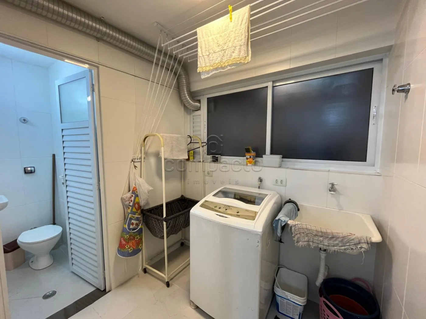 Alugar Apartamento / Padr&atilde;o em S&atilde;o Paulo R$ 6.000,00 - Foto 21