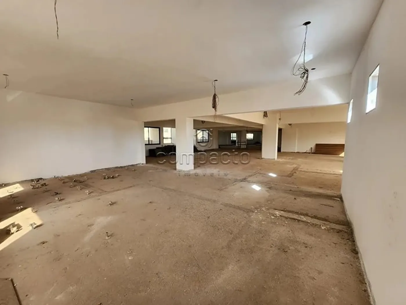 Alugar Comercial / SalaLoja Condom&iacute;nio em S&atilde;o Jos&eacute; do Rio Preto R$ 25.000,00 - Foto 3