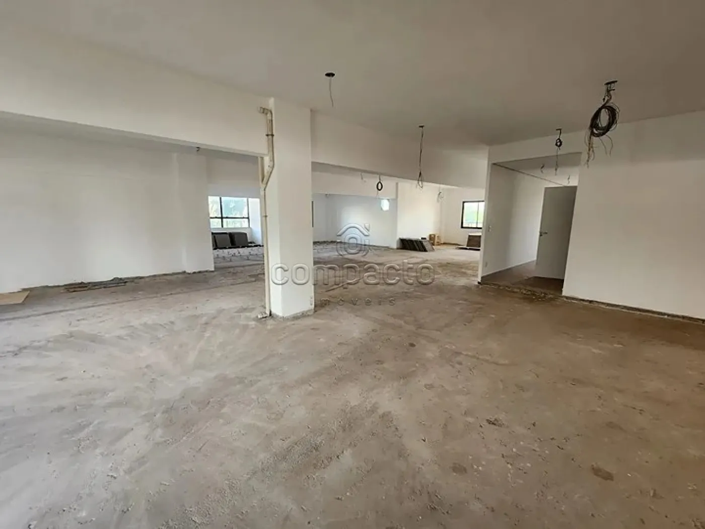 Alugar Comercial / SalaLoja Condom&iacute;nio em S&atilde;o Jos&eacute; do Rio Preto R$ 25.000,00 - Foto 4