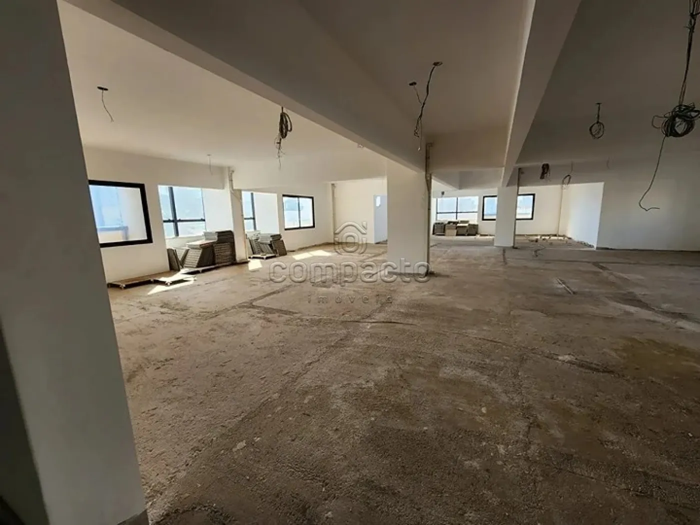 Alugar Comercial / SalaLoja Condom&iacute;nio em S&atilde;o Jos&eacute; do Rio Preto R$ 25.000,00 - Foto 5