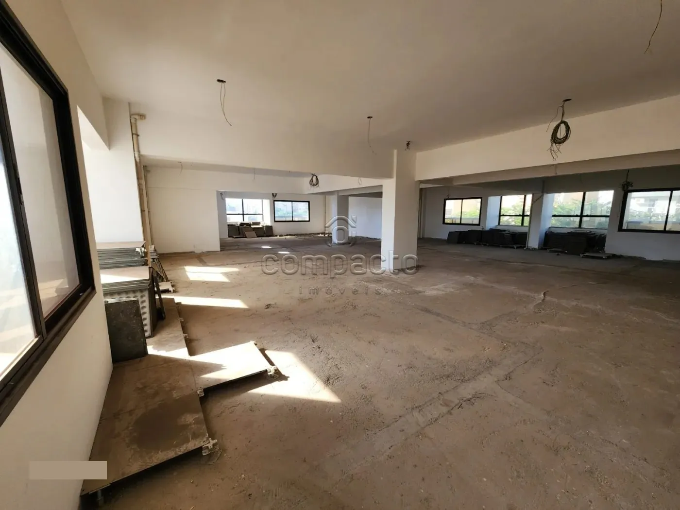 Alugar Comercial / SalaLoja Condom&iacute;nio em S&atilde;o Jos&eacute; do Rio Preto R$ 25.000,00 - Foto 8