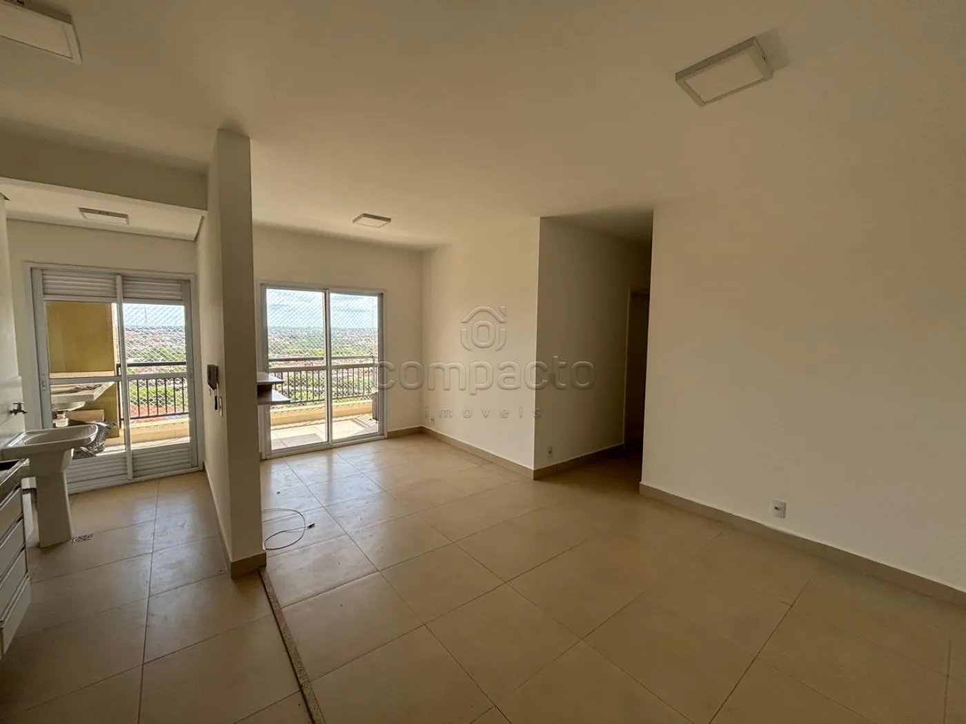 Alugar Apartamento / Padr&atilde;o em S&atilde;o Jos&eacute; do Rio Preto R$ 2.350,00 - Foto 2