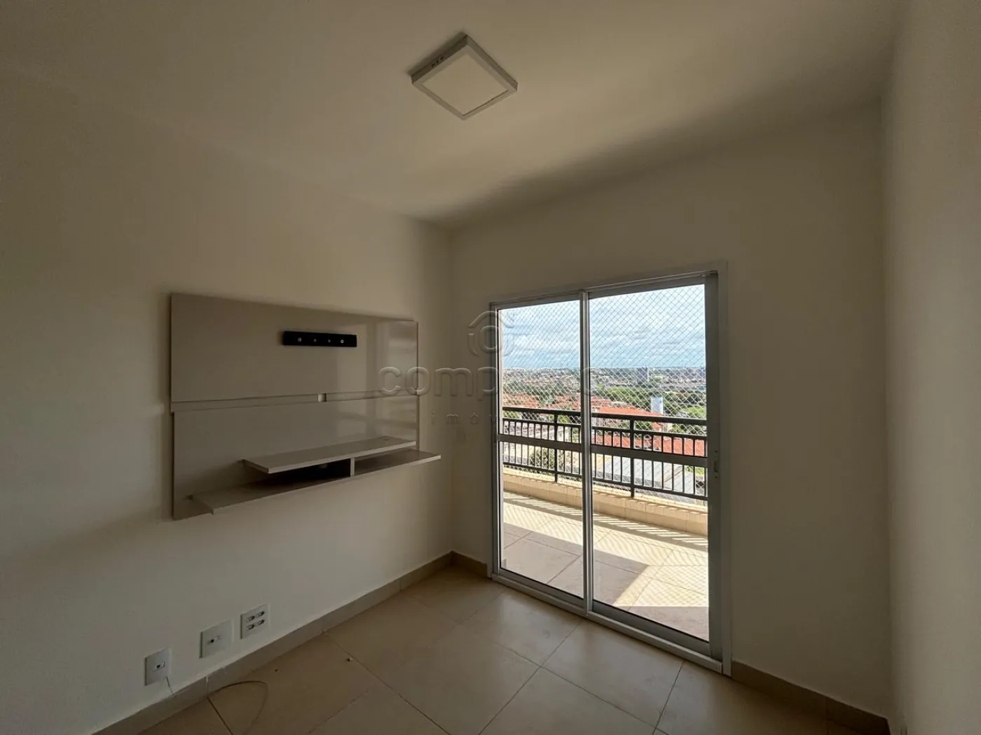 Alugar Apartamento / Padr&atilde;o em S&atilde;o Jos&eacute; do Rio Preto R$ 2.350,00 - Foto 3