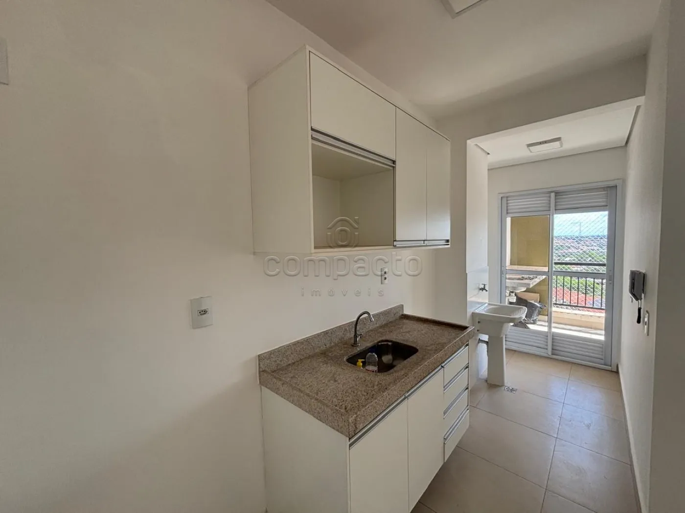 Alugar Apartamento / Padr&atilde;o em S&atilde;o Jos&eacute; do Rio Preto R$ 2.350,00 - Foto 7