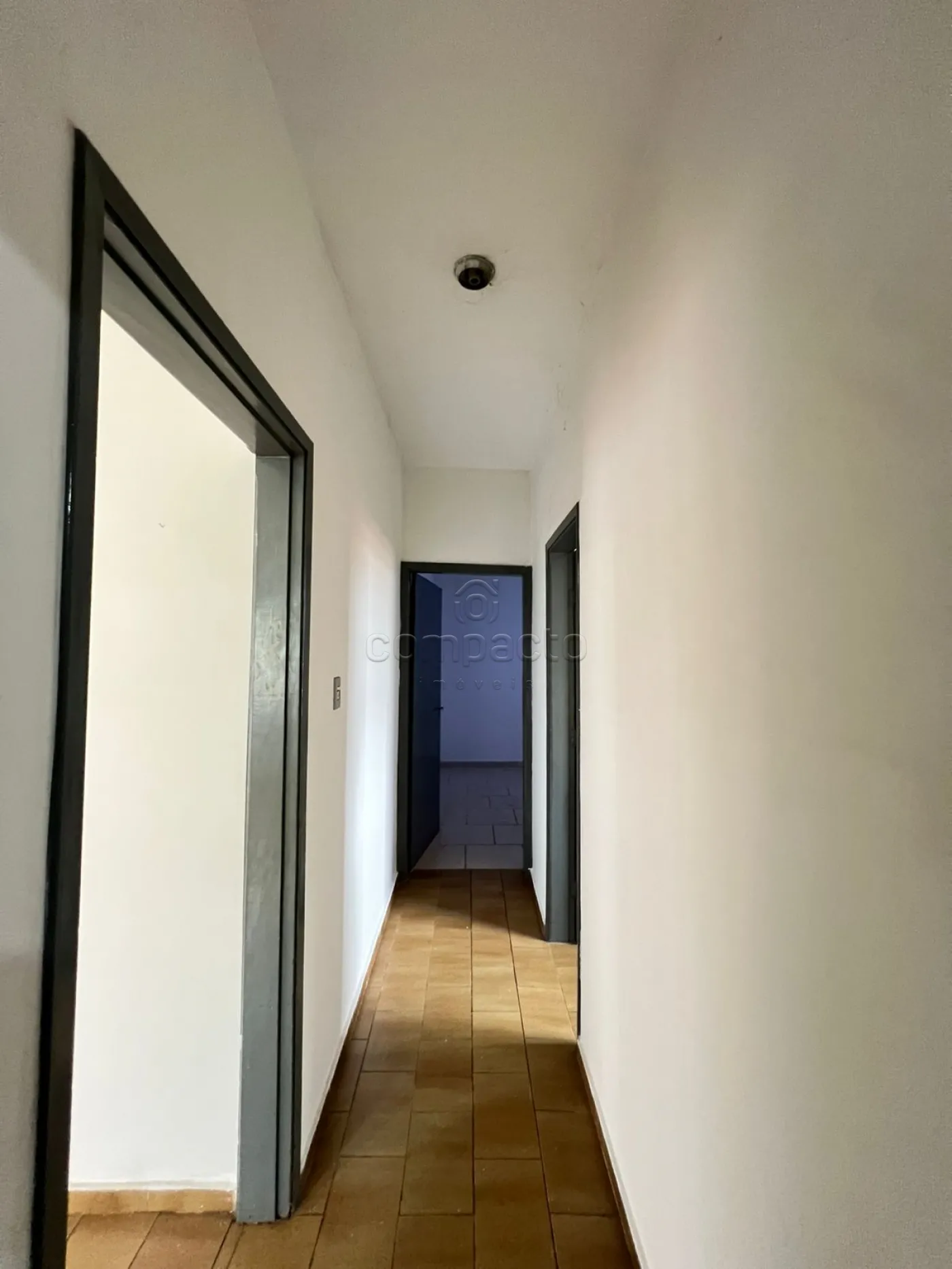 Alugar Casa / Padr&atilde;o em S&atilde;o Jos&eacute; do Rio Preto R$ 1.600,00 - Foto 7