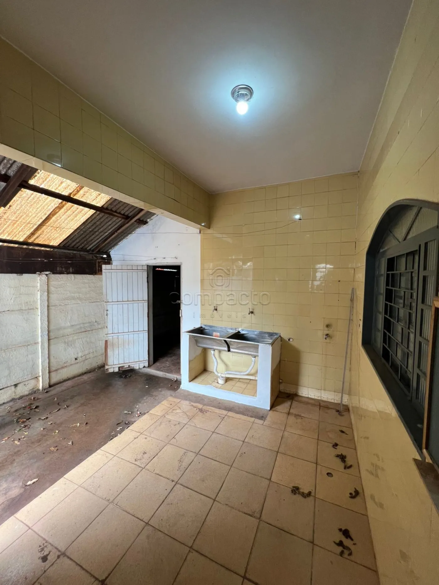 Alugar Casa / Padr&atilde;o em S&atilde;o Jos&eacute; do Rio Preto R$ 1.600,00 - Foto 11