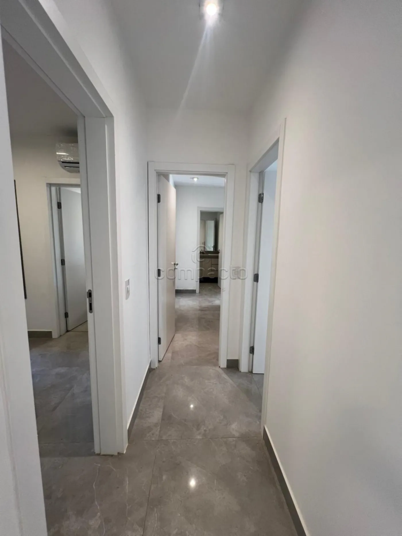 Alugar Apartamento / Padr&atilde;o em S&atilde;o Jos&eacute; do Rio Preto R$ 6.200,00 - Foto 8