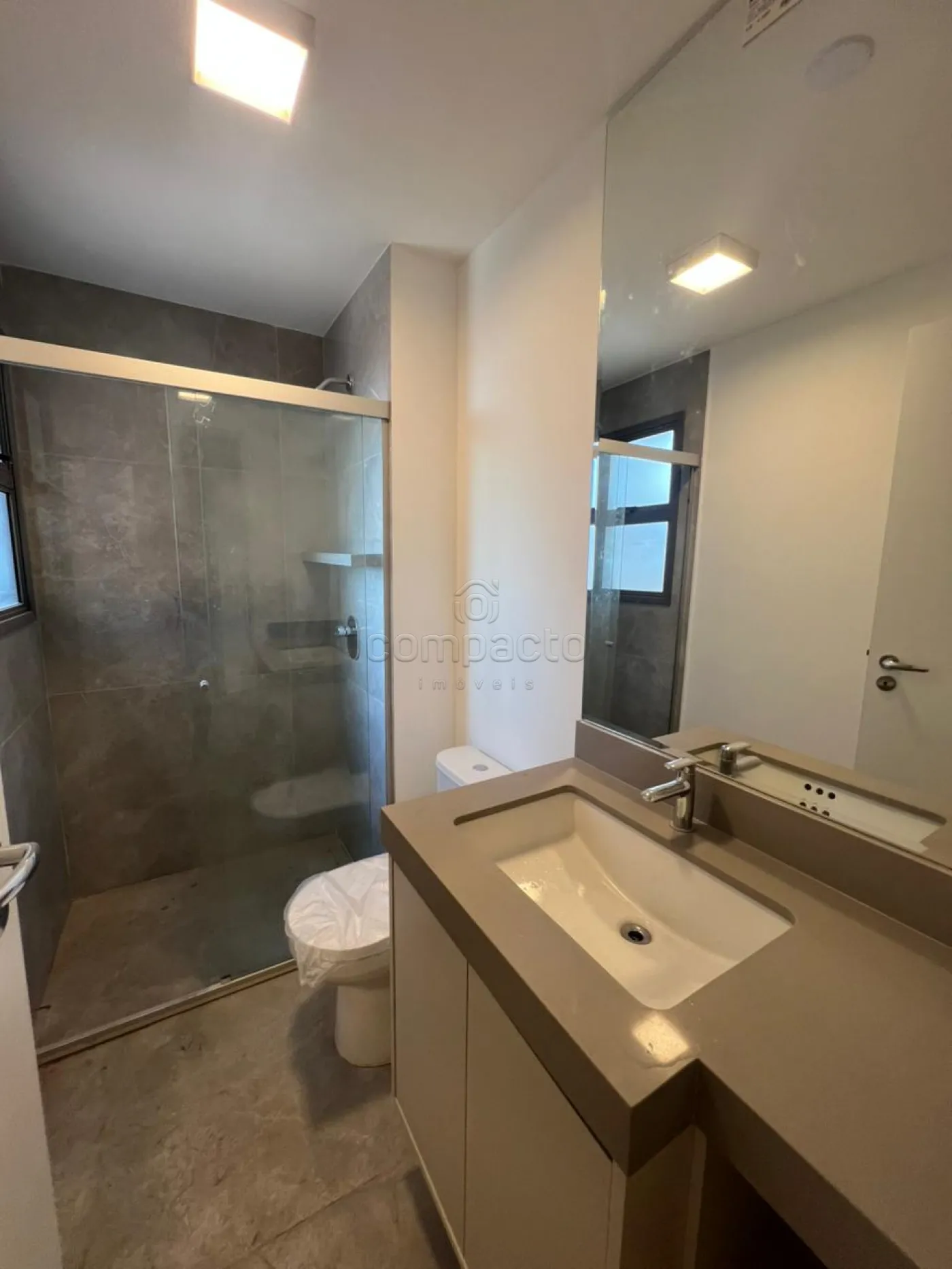 Alugar Apartamento / Padr&atilde;o em S&atilde;o Jos&eacute; do Rio Preto R$ 6.200,00 - Foto 17