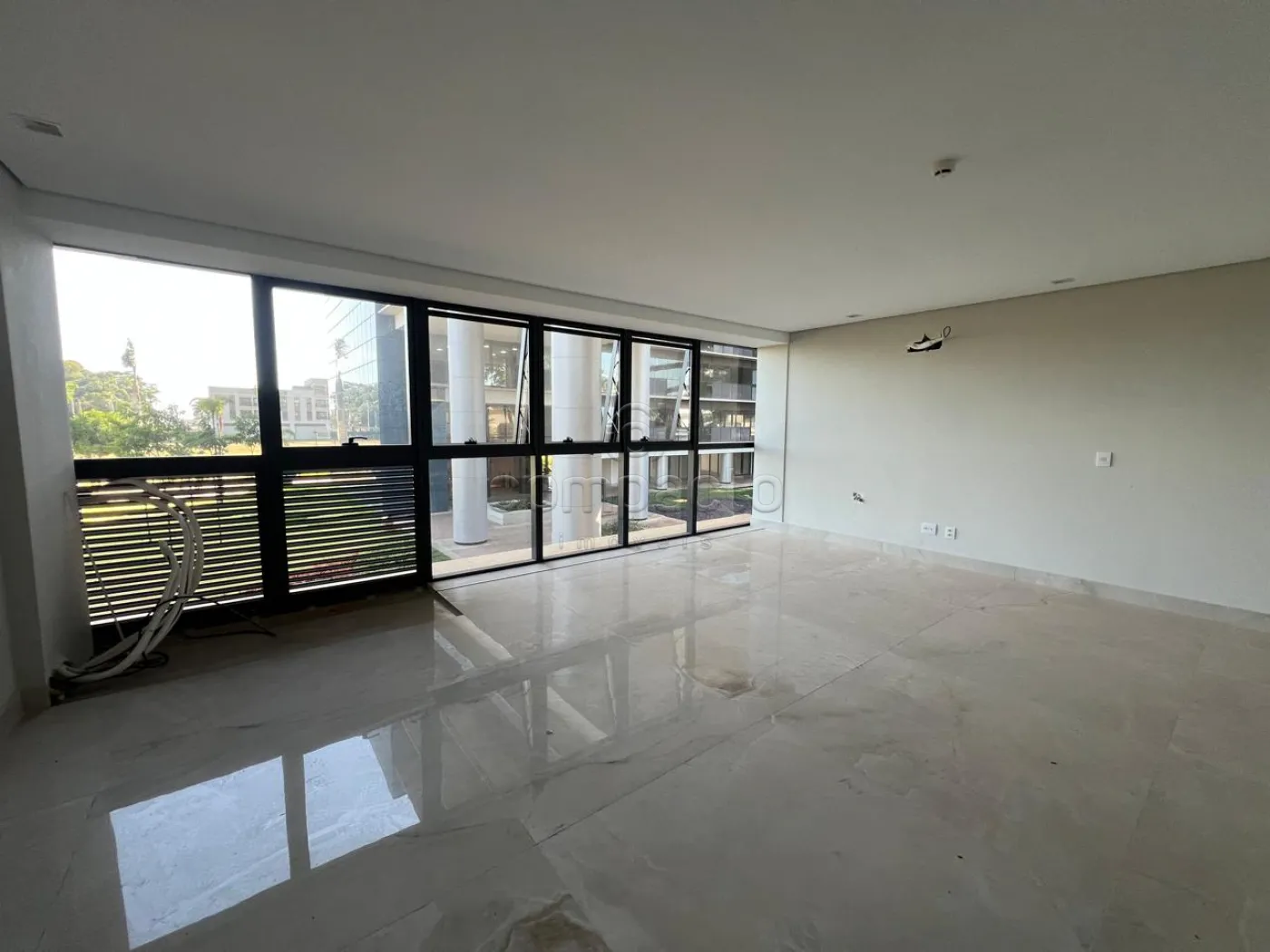 Alugar Comercial / SalaLoja Condom&iacute;nio em S&atilde;o Jos&eacute; do Rio Preto R$ 4.500,00 - Foto 3