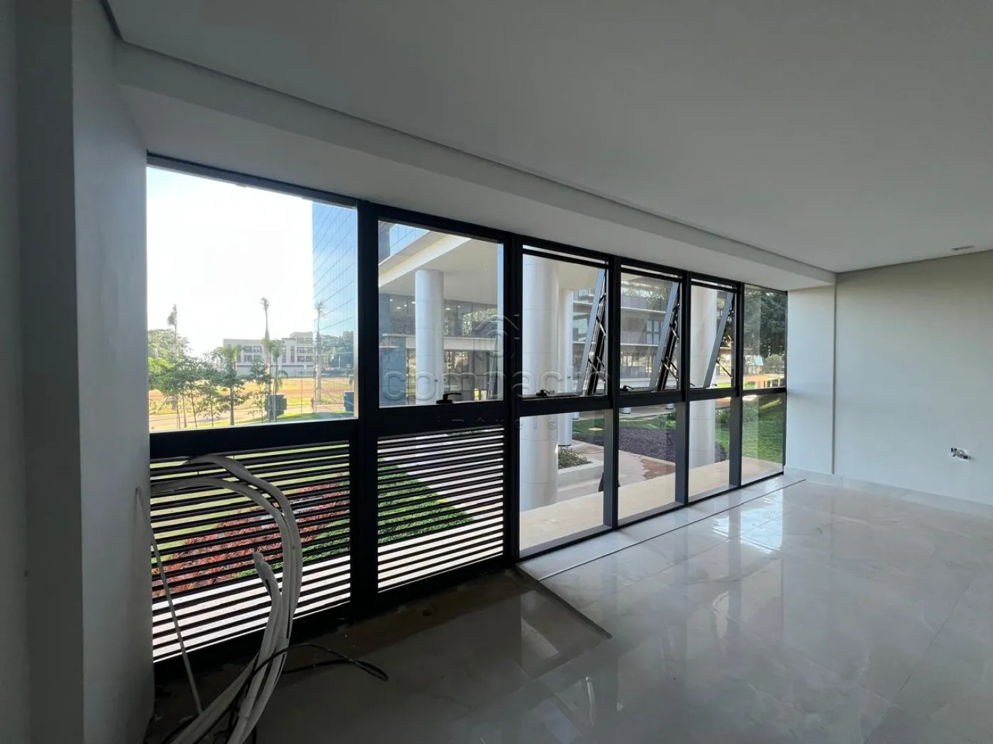 Alugar Comercial / SalaLoja Condom&iacute;nio em S&atilde;o Jos&eacute; do Rio Preto R$ 4.500,00 - Foto 5