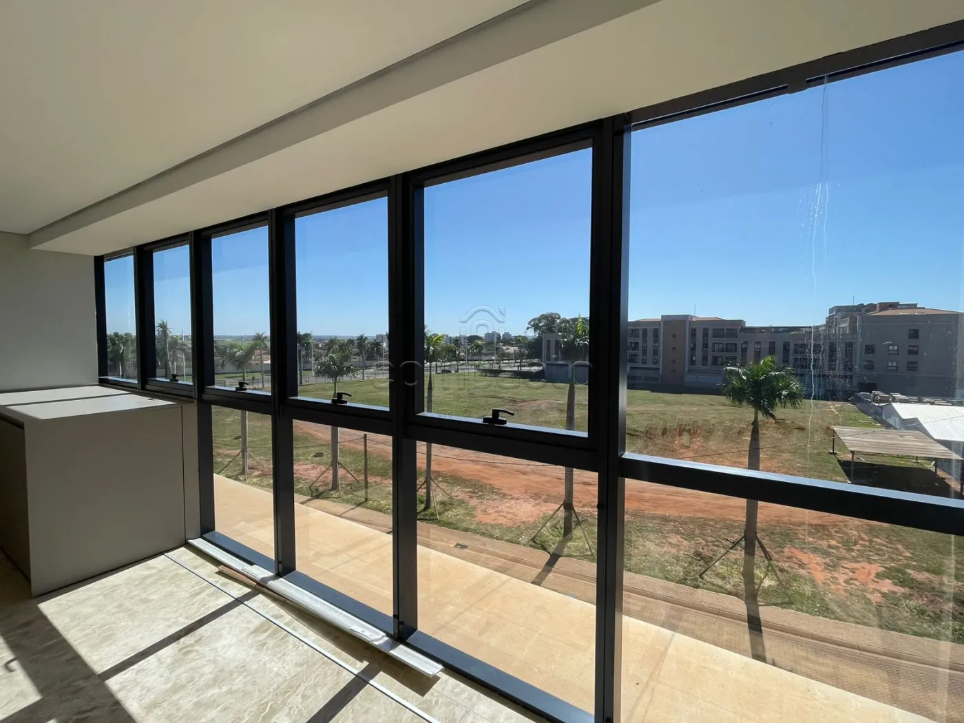 Alugar Comercial / SalaLoja Condom&iacute;nio em S&atilde;o Jos&eacute; do Rio Preto R$ 4.500,00 - Foto 3