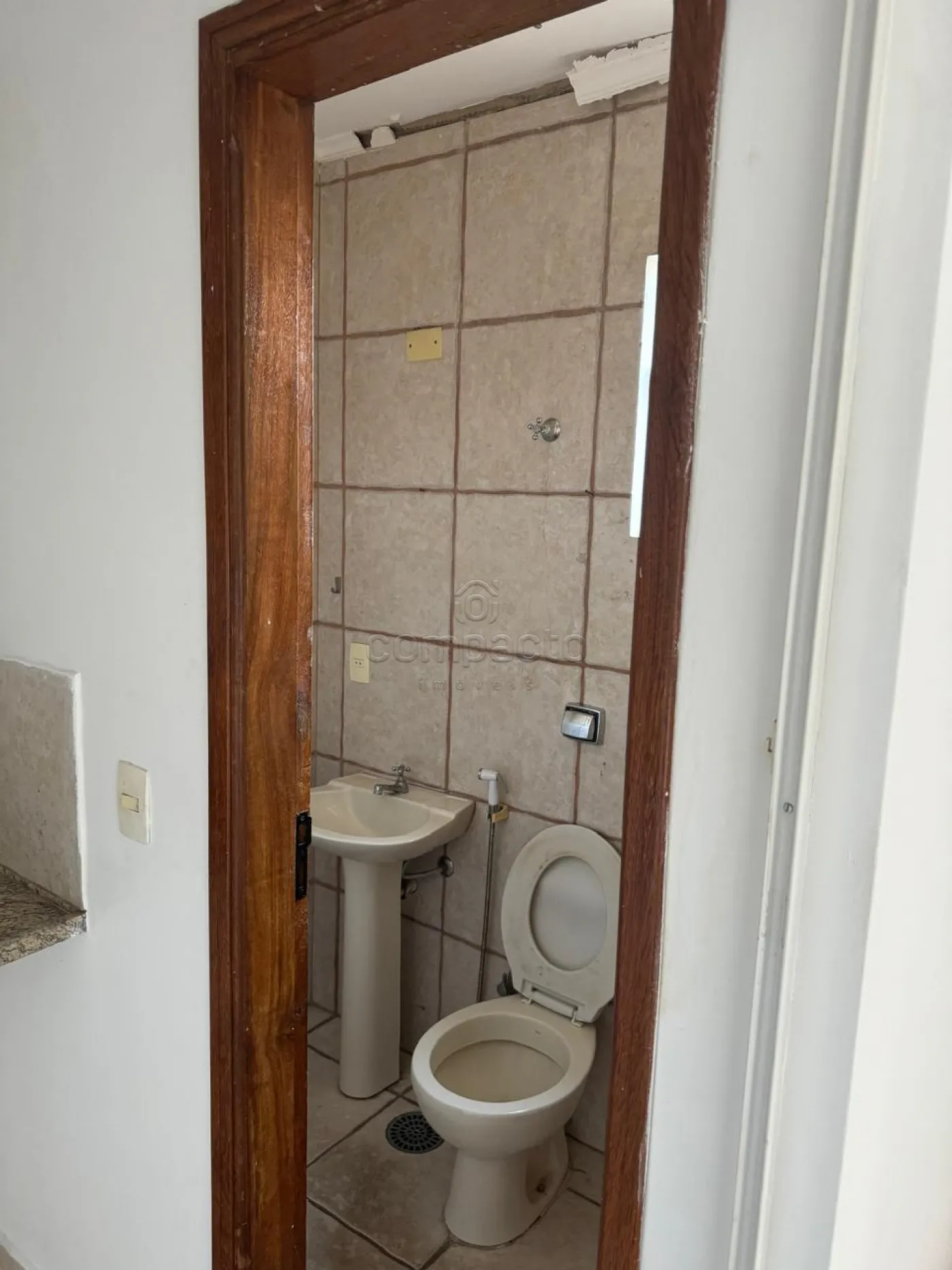 Alugar Comercial / Loja em S&atilde;o Jos&eacute; do Rio Preto R$ 2.800,00 - Foto 7