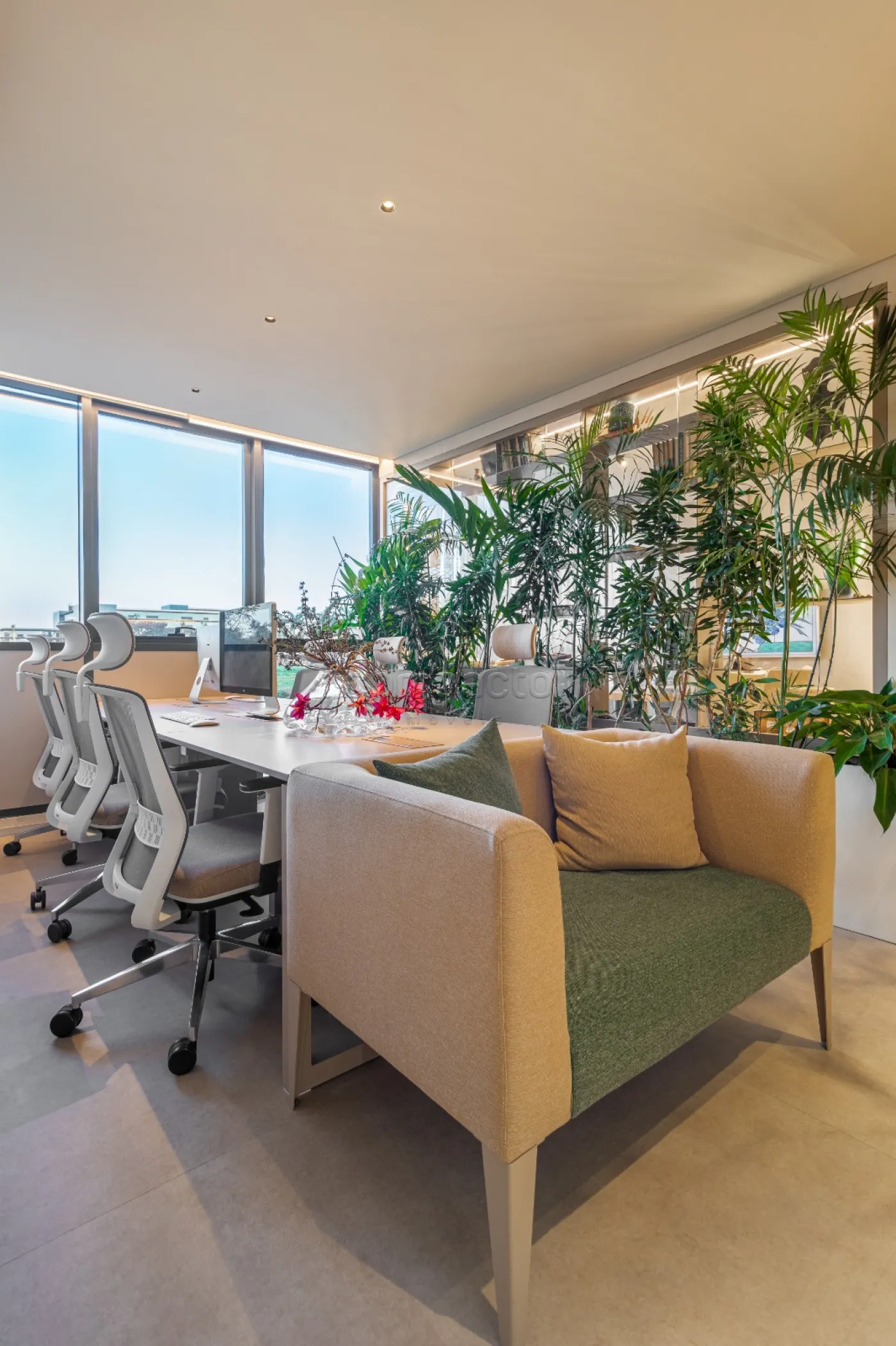 Alugar Comercial / SalaLoja Condom&iacute;nio em S&atilde;o Jos&eacute; do Rio Preto R$ 9.500,00 - Foto 2