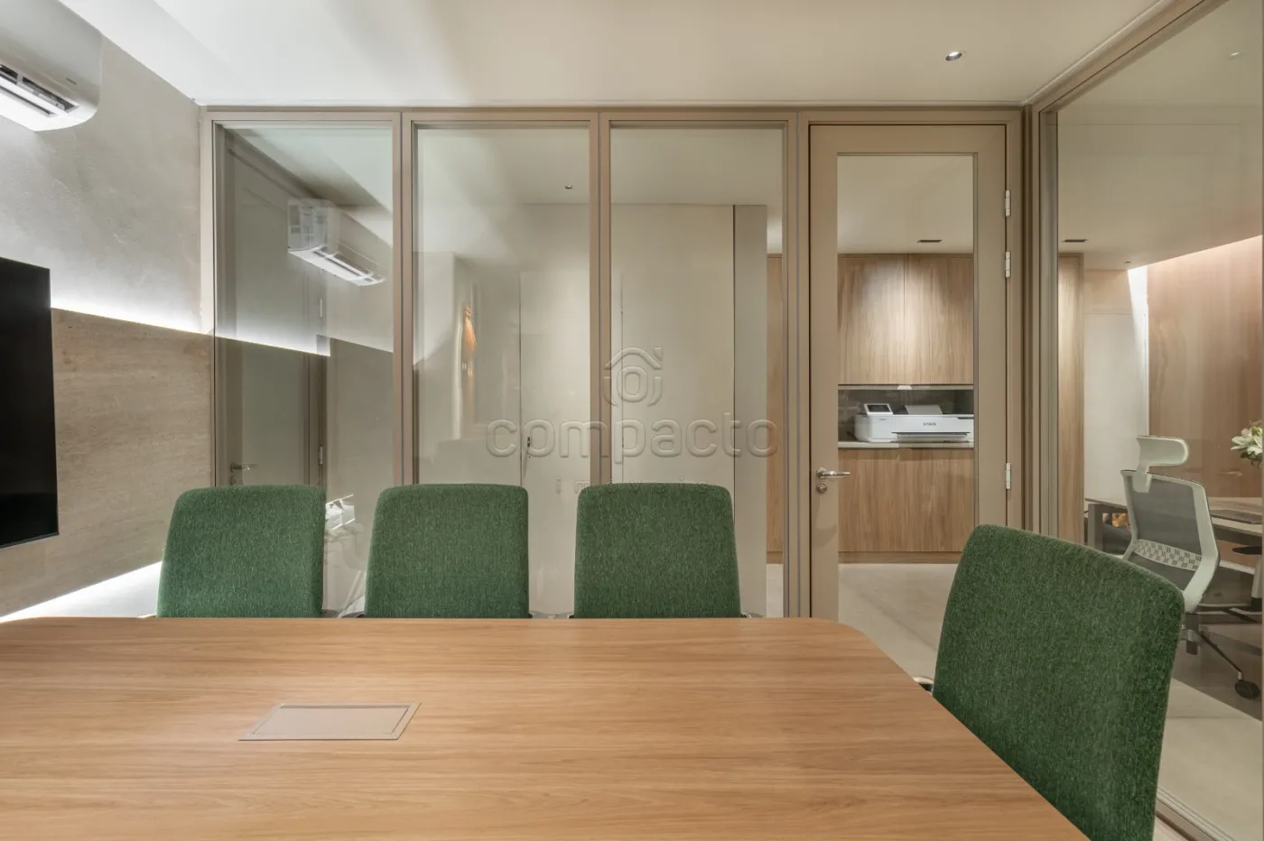 Alugar Comercial / SalaLoja Condom&iacute;nio em S&atilde;o Jos&eacute; do Rio Preto R$ 9.500,00 - Foto 10