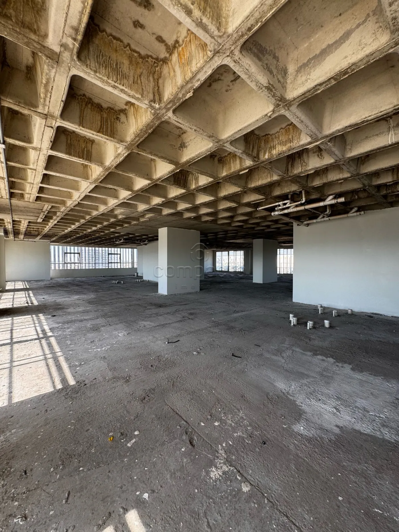 Alugar Comercial / SalaLoja Condom&iacute;nio em S&atilde;o Jos&eacute; do Rio Preto R$ 60.000,00 - Foto 11