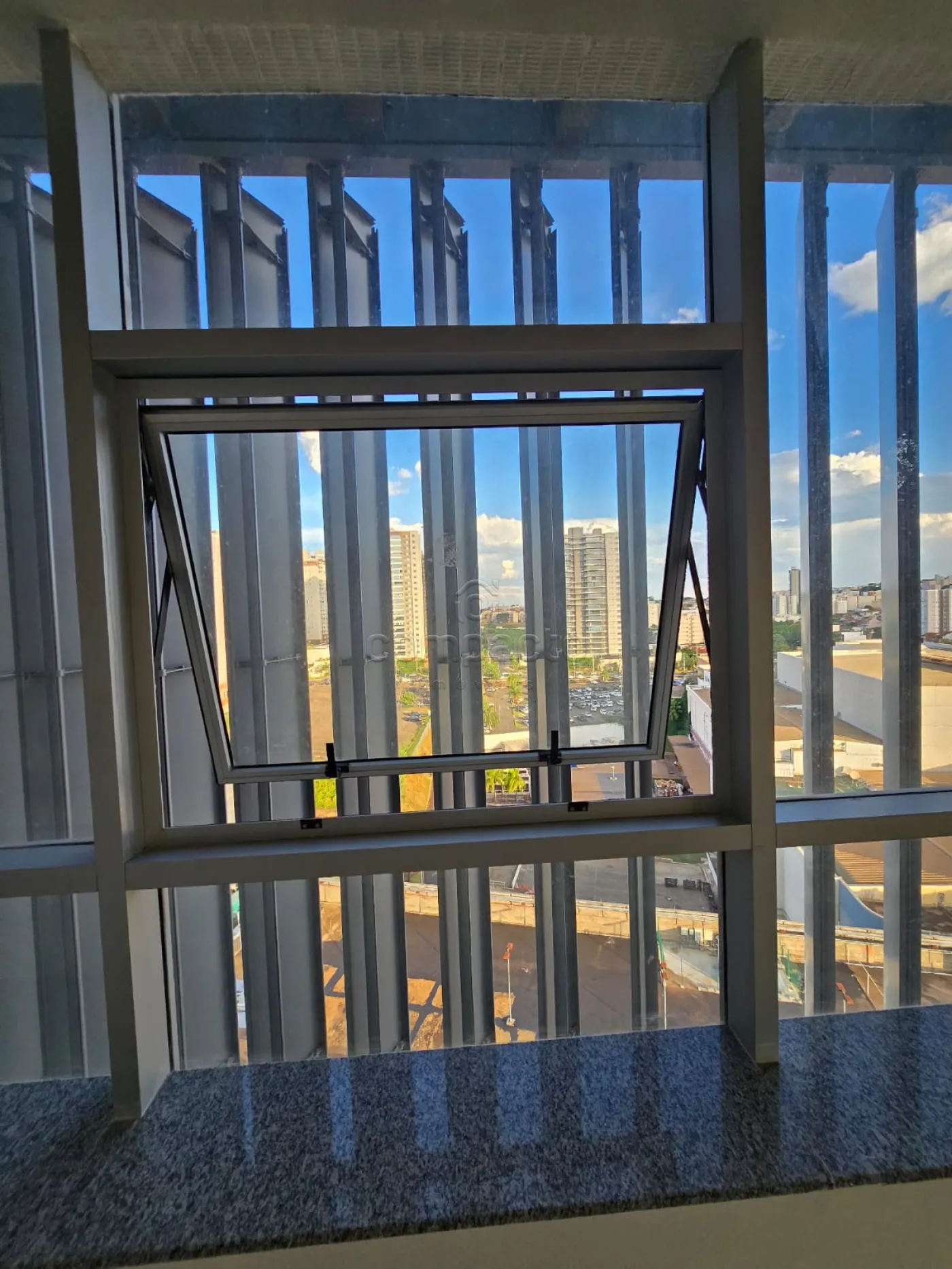 Comprar Comercial / SalaLoja Condom&iacute;nio em S&atilde;o Jos&eacute; do Rio Preto R$ 1.000.000,00 - Foto 9