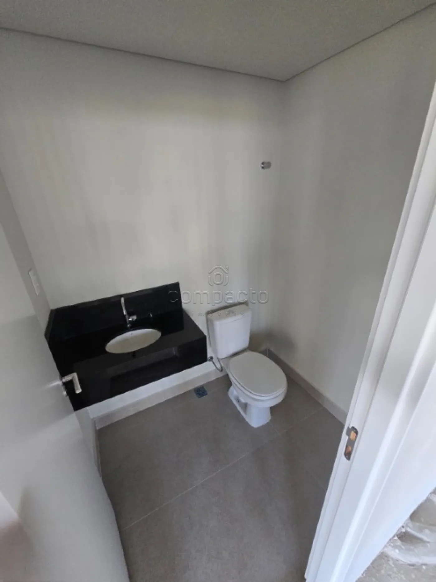 Comprar Comercial / SalaLoja Condom&iacute;nio em S&atilde;o Jos&eacute; do Rio Preto R$ 1.000.000,00 - Foto 17