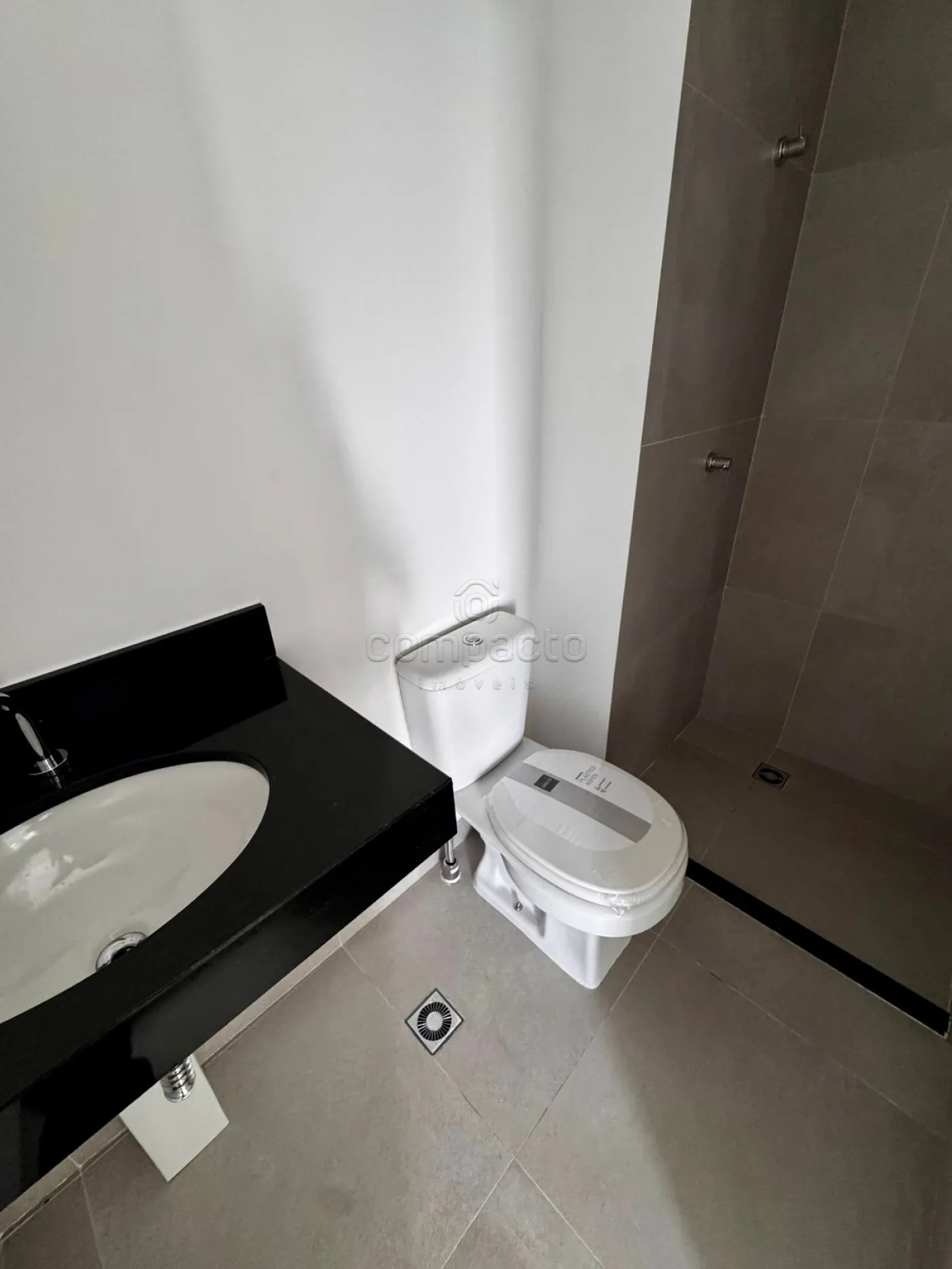 Comprar Apartamento / Padr&atilde;o em S&atilde;o Jos&eacute; do Rio Preto R$ 380.000,00 - Foto 7