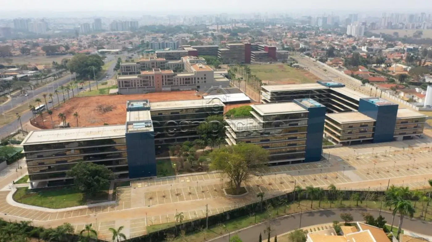 Comprar Comercial / SalaLoja Condom&iacute;nio em S&atilde;o Jos&eacute; do Rio Preto R$ 765.700,00 - Foto 1