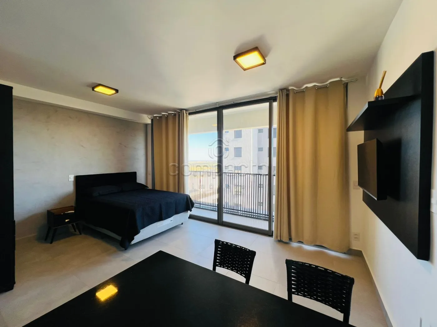 Alugar Apartamento / Studio em S&atilde;o Jos&eacute; do Rio Preto R$ 2.700,00 - Foto 1