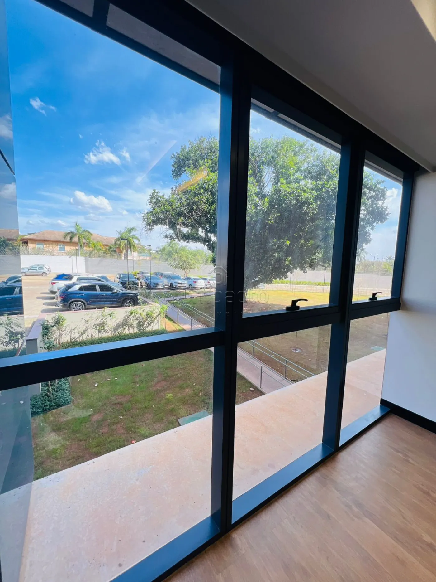 Alugar Comercial / SalaLoja Condom&iacute;nio em S&atilde;o Jos&eacute; do Rio Preto R$ 5.700,00 - Foto 2