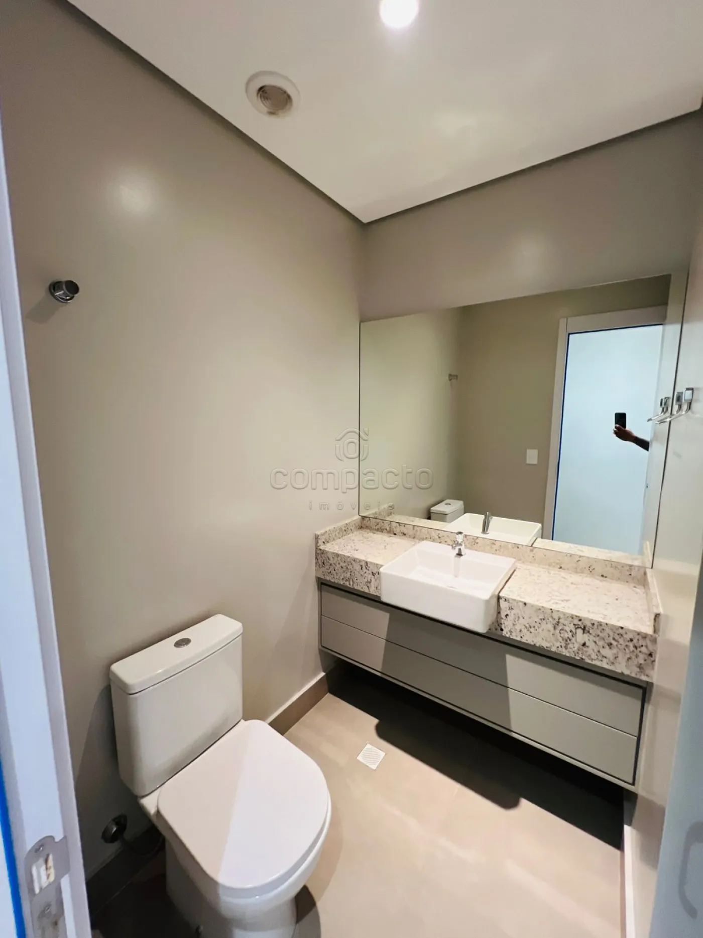 Alugar Comercial / SalaLoja Condom&iacute;nio em S&atilde;o Jos&eacute; do Rio Preto R$ 5.700,00 - Foto 8