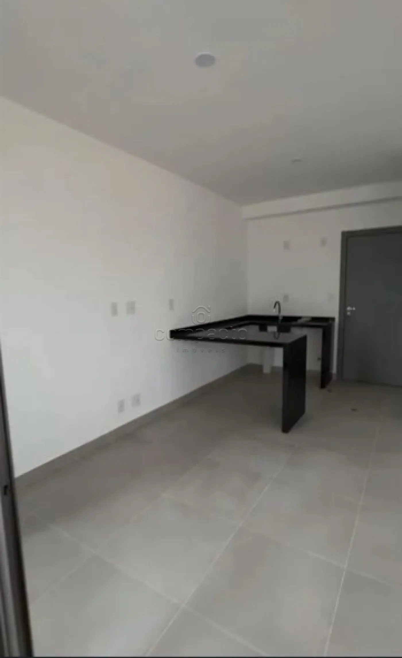Alugar Apartamento / Studio em S&atilde;o Jos&eacute; do Rio Preto R$ 2.500,00 - Foto 1