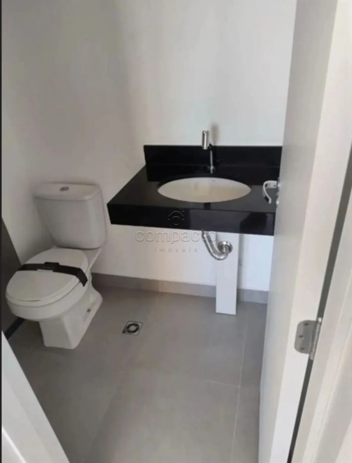 Alugar Apartamento / Studio em S&atilde;o Jos&eacute; do Rio Preto R$ 2.500,00 - Foto 3