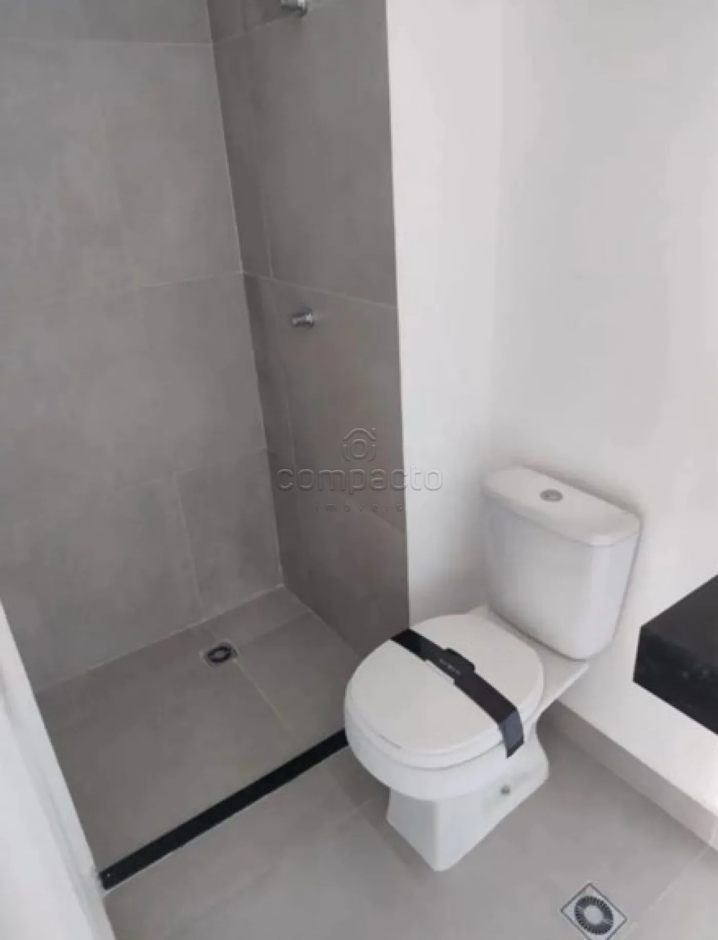 Alugar Apartamento / Studio em S&atilde;o Jos&eacute; do Rio Preto R$ 2.500,00 - Foto 4