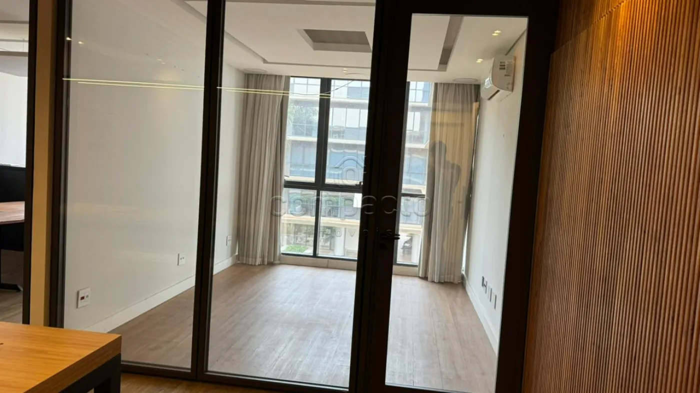 Alugar Comercial / SalaLoja Condom&iacute;nio em S&atilde;o Jos&eacute; do Rio Preto R$ 6.500,00 - Foto 5