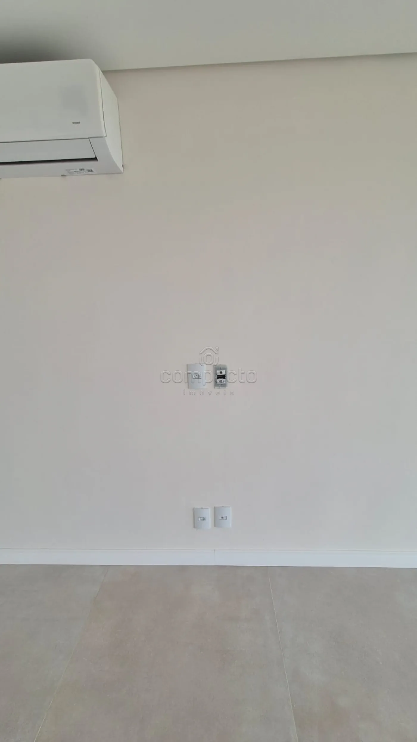 Alugar Comercial / SalaLoja Condom&iacute;nio em S&atilde;o Jos&eacute; do Rio Preto R$ 4.500,00 - Foto 5