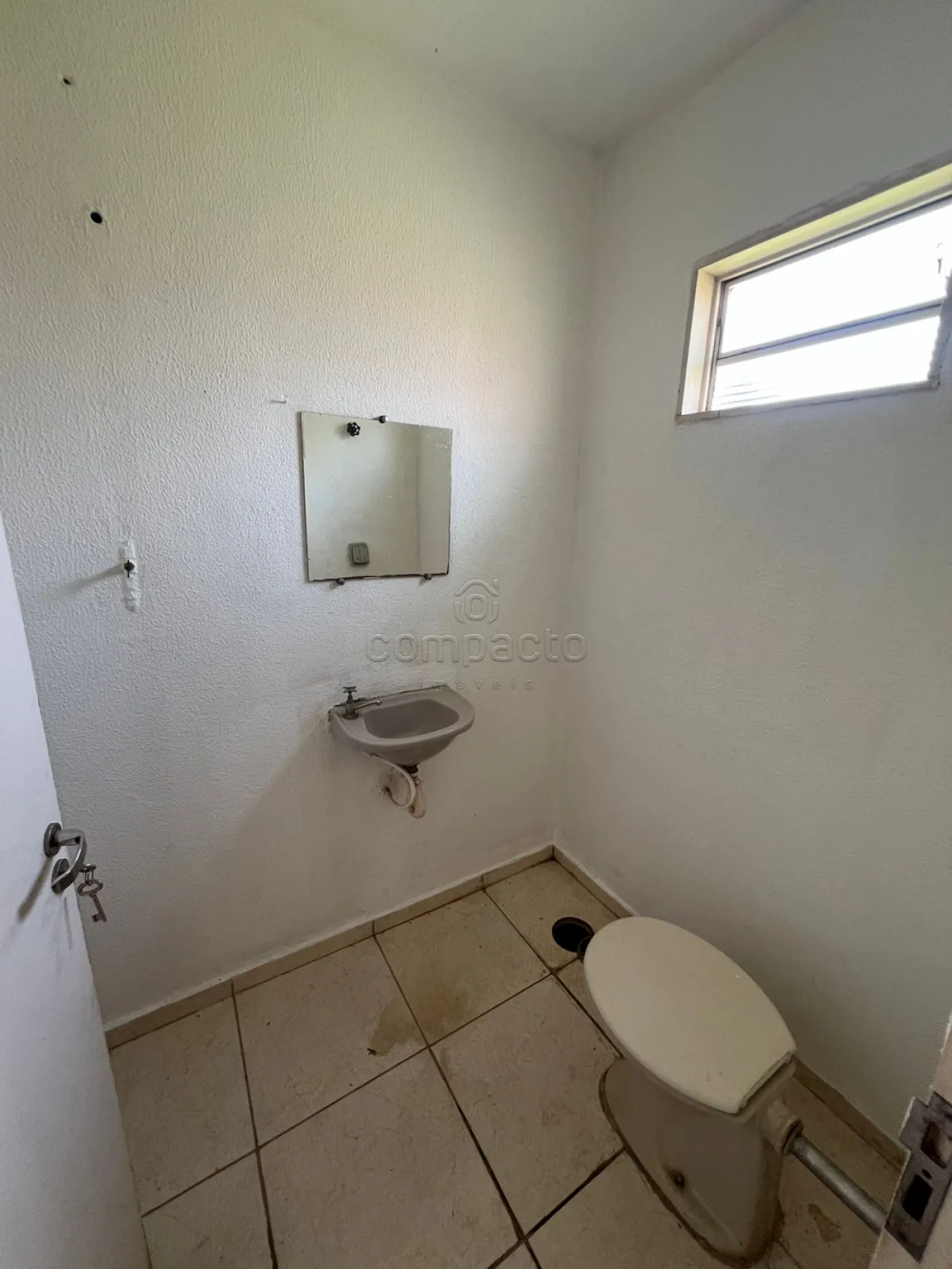 Alugar Comercial / Loja em S&atilde;o Jos&eacute; do Rio Preto R$ 1.350,00 - Foto 6