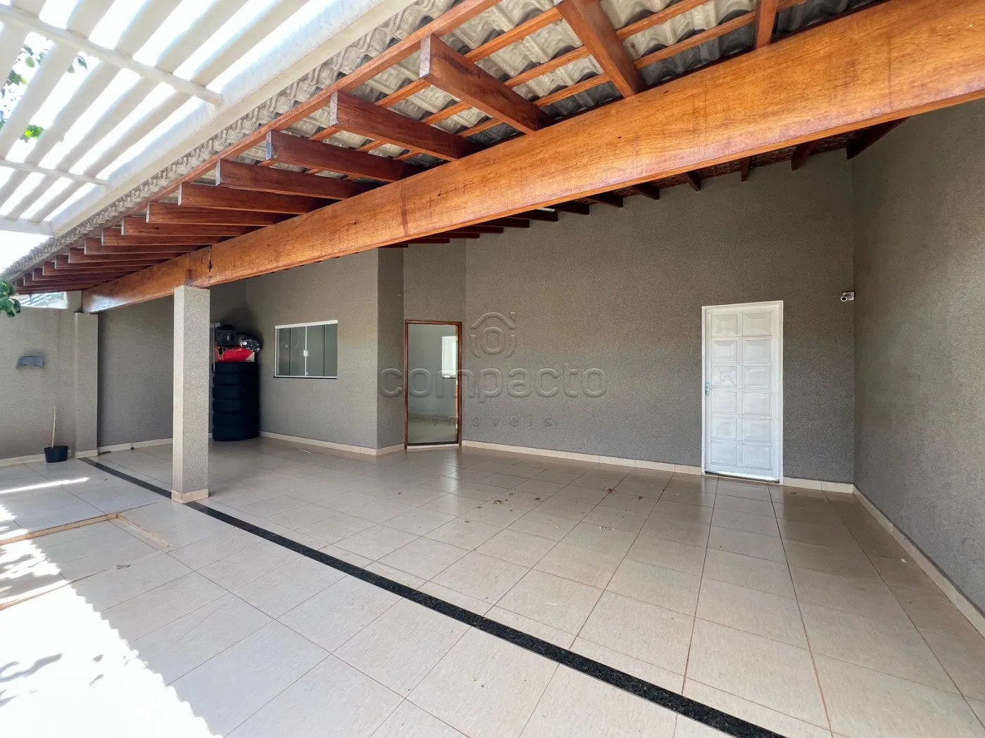 Alugar Casa / Padr&atilde;o em S&atilde;o Jos&eacute; do Rio Preto R$ 2.700,00 - Foto 2