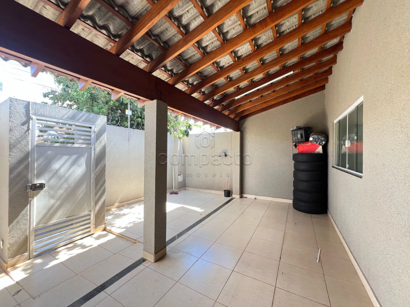 Alugar Casa / Padr&atilde;o em S&atilde;o Jos&eacute; do Rio Preto R$ 2.700,00 - Foto 3