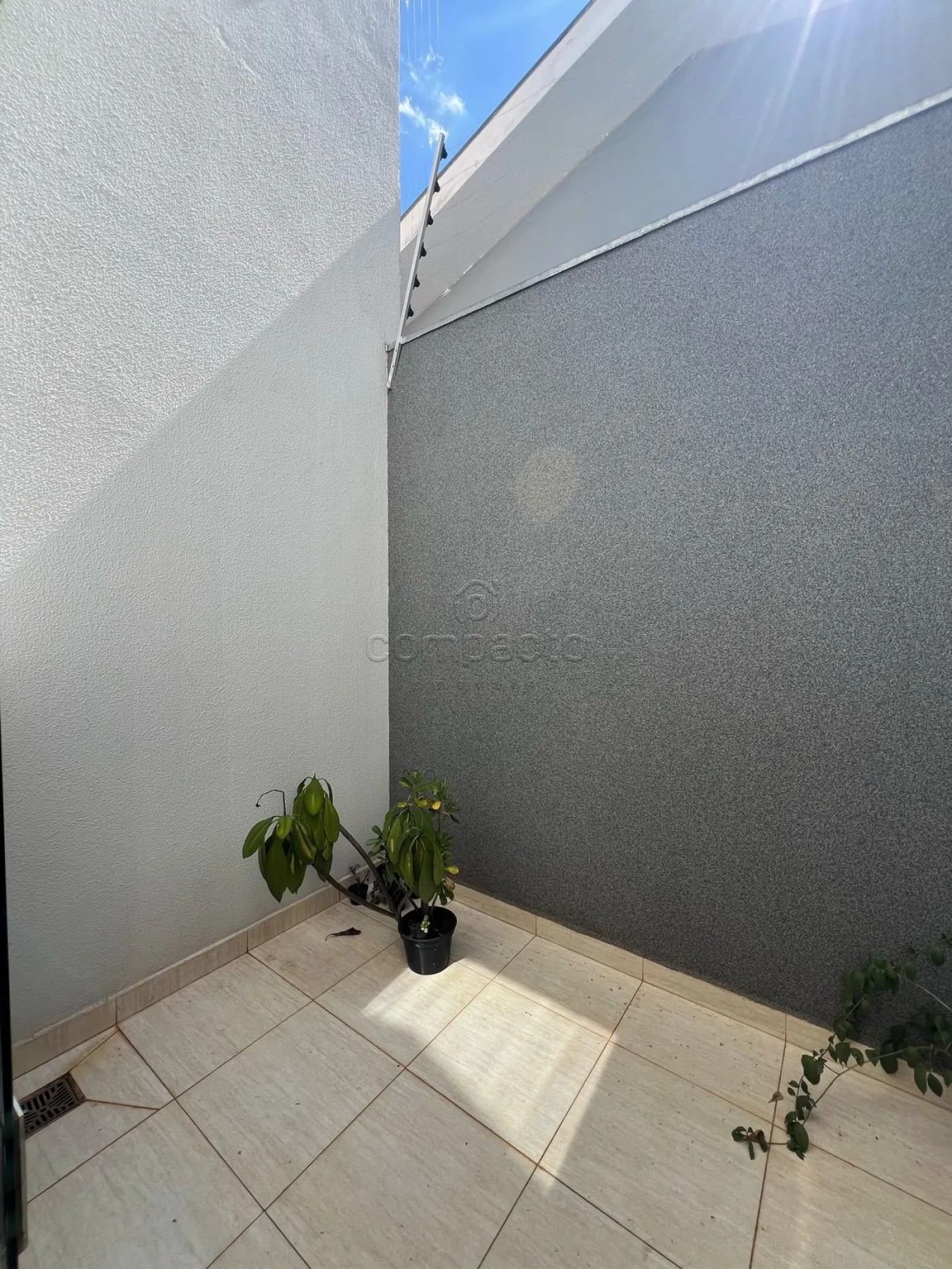 Alugar Casa / Padr&atilde;o em S&atilde;o Jos&eacute; do Rio Preto R$ 2.700,00 - Foto 16