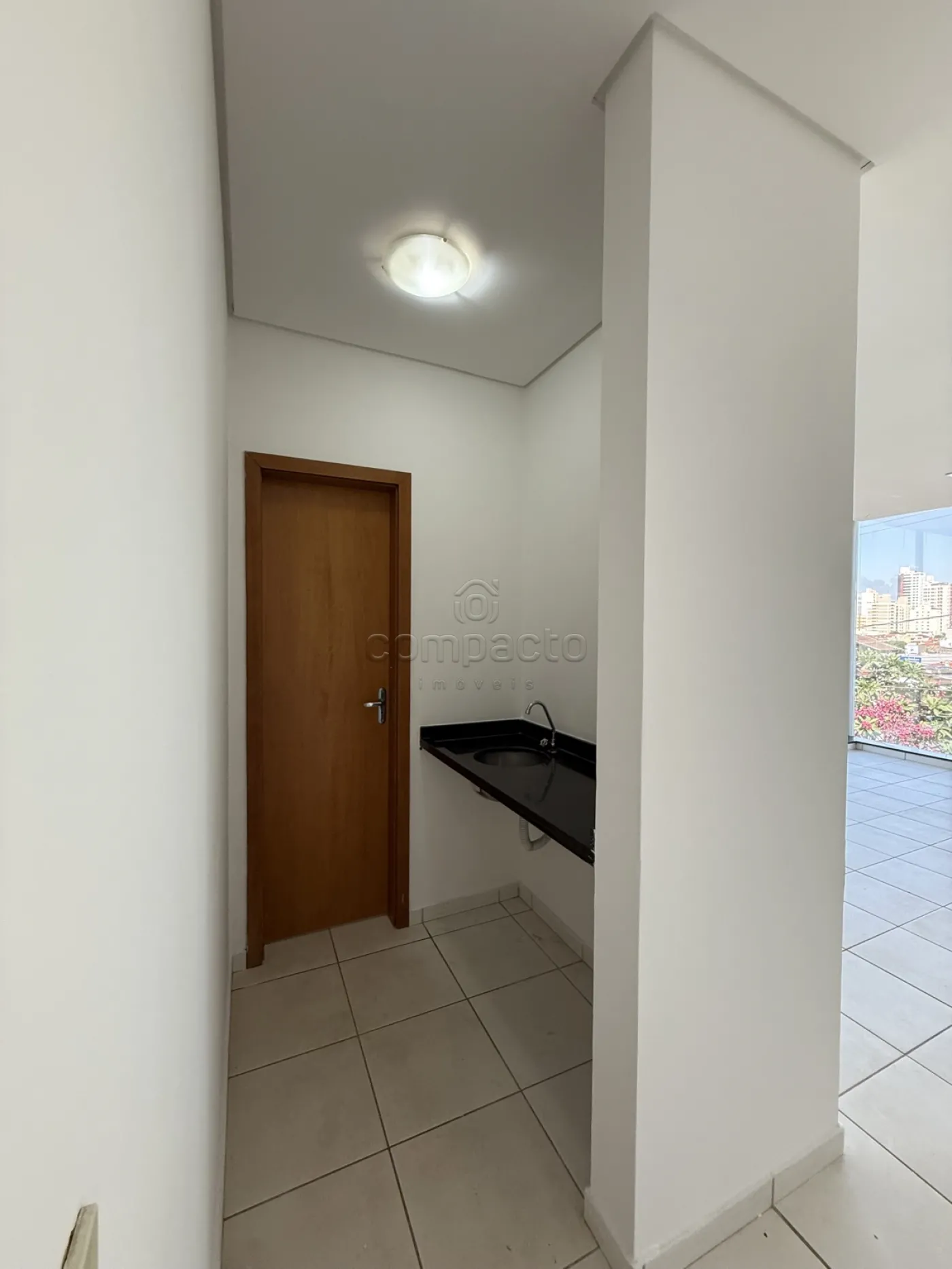 Alugar Comercial / SalaLoja Condom&iacute;nio em S&atilde;o Jos&eacute; do Rio Preto R$ 1.750,00 - Foto 14