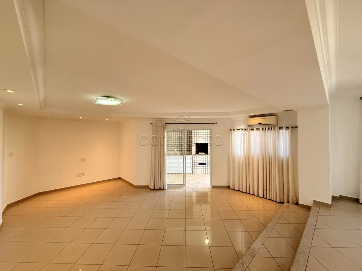 Apartamento 1 por Andar | 4 Dormitórios (2 Suítes Master) | Localização Privilegiada | Lazer Completo