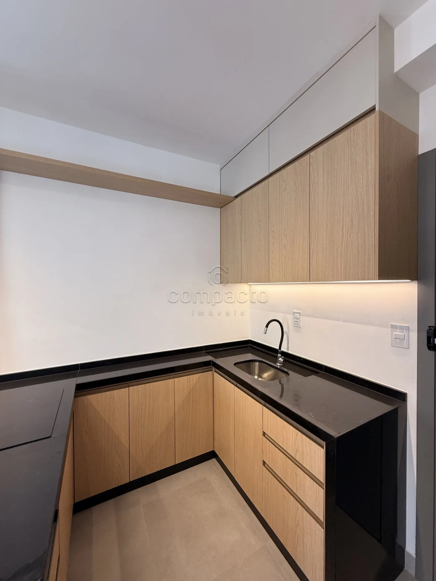 Alugar Apartamento / Studio em S&atilde;o Jos&eacute; do Rio Preto R$ 3.400,00 - Foto 12